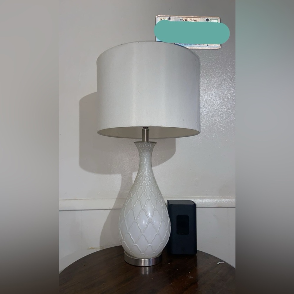 White Lamp w/shade